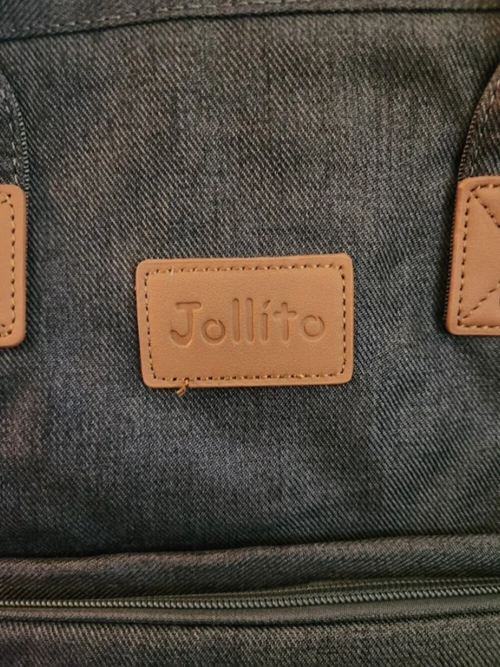this could be use as backpack or diaper bag